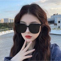 新款复古猫眼墨镜女显脸小街拍防晒紫外线遮光镜出游开车太阳镜男