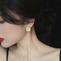 天然淡水珍珠贝母耳钉耳夹女无耳洞高级感简约气质蚊香盘耳饰耳环