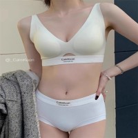 无痕全方位固定杯奶皮软提拉内衣女小胸聚拢显大收副乳无痕文胸女