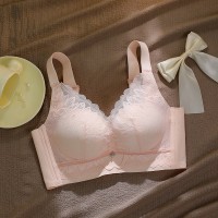 小胸聚拢中厚性感蕾丝内衣上托收副乳无钢圈舒适透气文胸女