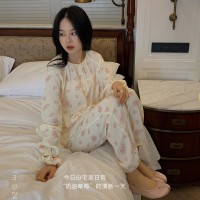 杜小宅春夏新款家居服女漫游春日。小宅棉纱衣休闲套装圆领两件套