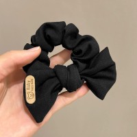 新款小熊标蝴蝶结大肠发圈时尚布艺复古女高级感头绳发带发饰