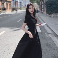 【现货主推】赫本风连衣裙女夏季2024新款V领收腰长裙