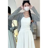 韩系穿搭小个子镂空短款针织开衫女2024早春季超好看软糯薄款上衣