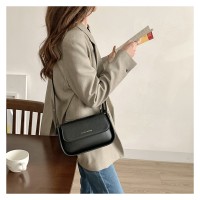 包包女包时尚斜挎包小众设计腋下包女新款宽肩带韩版斜挎小包bags