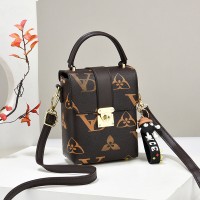 厂家轻便小巧2024新款时尚印花休闲百搭肩斜挎包女T2330