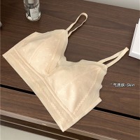 法式内衣女一体式三角杯舒适无痕无钢圈大胸显小透气聚拢蕾丝文胸